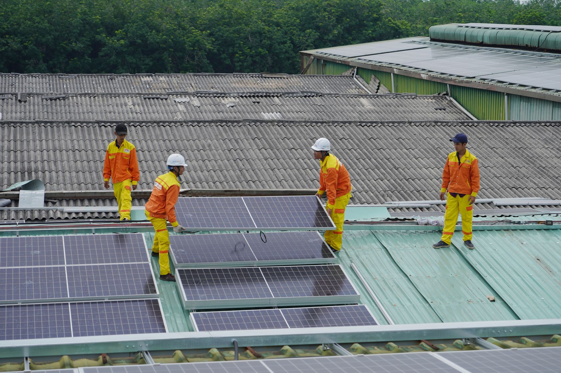 Best Solar Panel Installers UK 2026: How to Find MCS Certified Companies