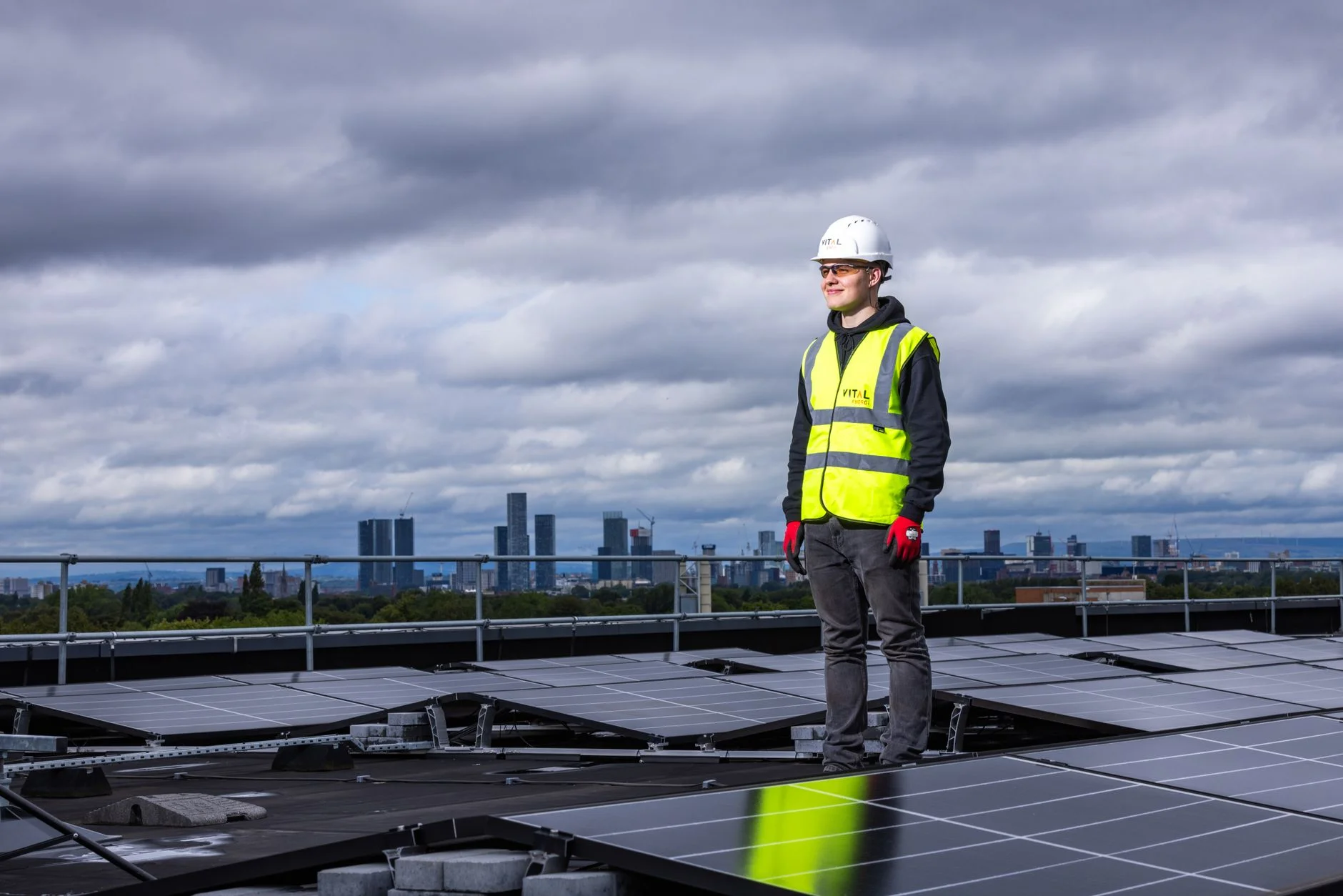 Do Solar Panels Work in Cloudy Weather and the UK Climate?